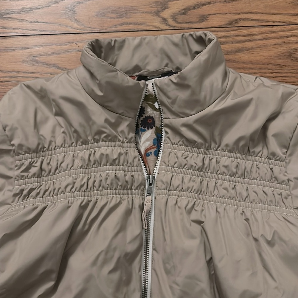 Free People Women’s Light Bomber Jacket Medium - Picture 3 of 8